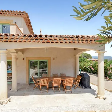 Gorgeous In Raphael Saint-Raphael (Var)