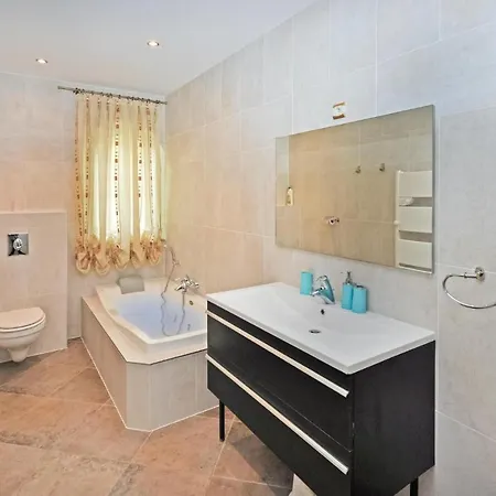 Holiday home Gorgeous In Raphael Saint-Raphael (Var)